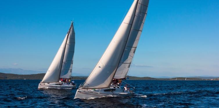 Sailboat match racing