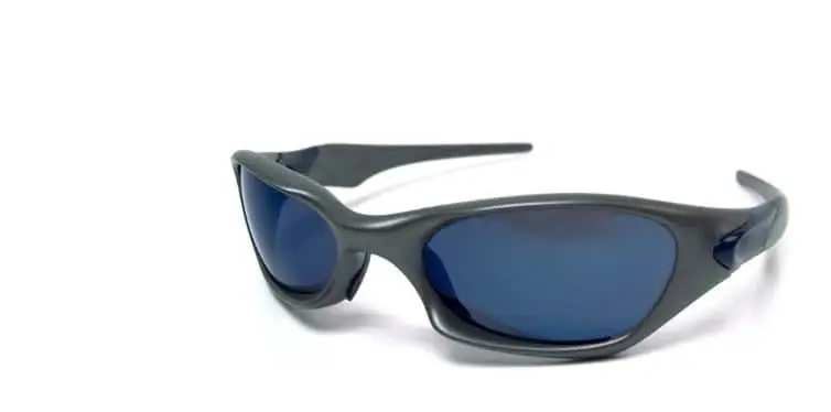 Black Oakley sailing sunglasses